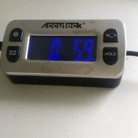 Crown & Ivy Geometric Diamond Print Long Sleeve Top Blouse - Picture 12 of 12